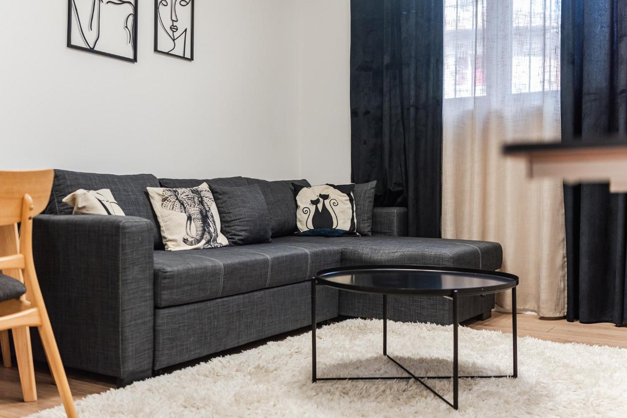 Noir Apartment By Kondo Stays Tiran Dış mekan fotoğraf