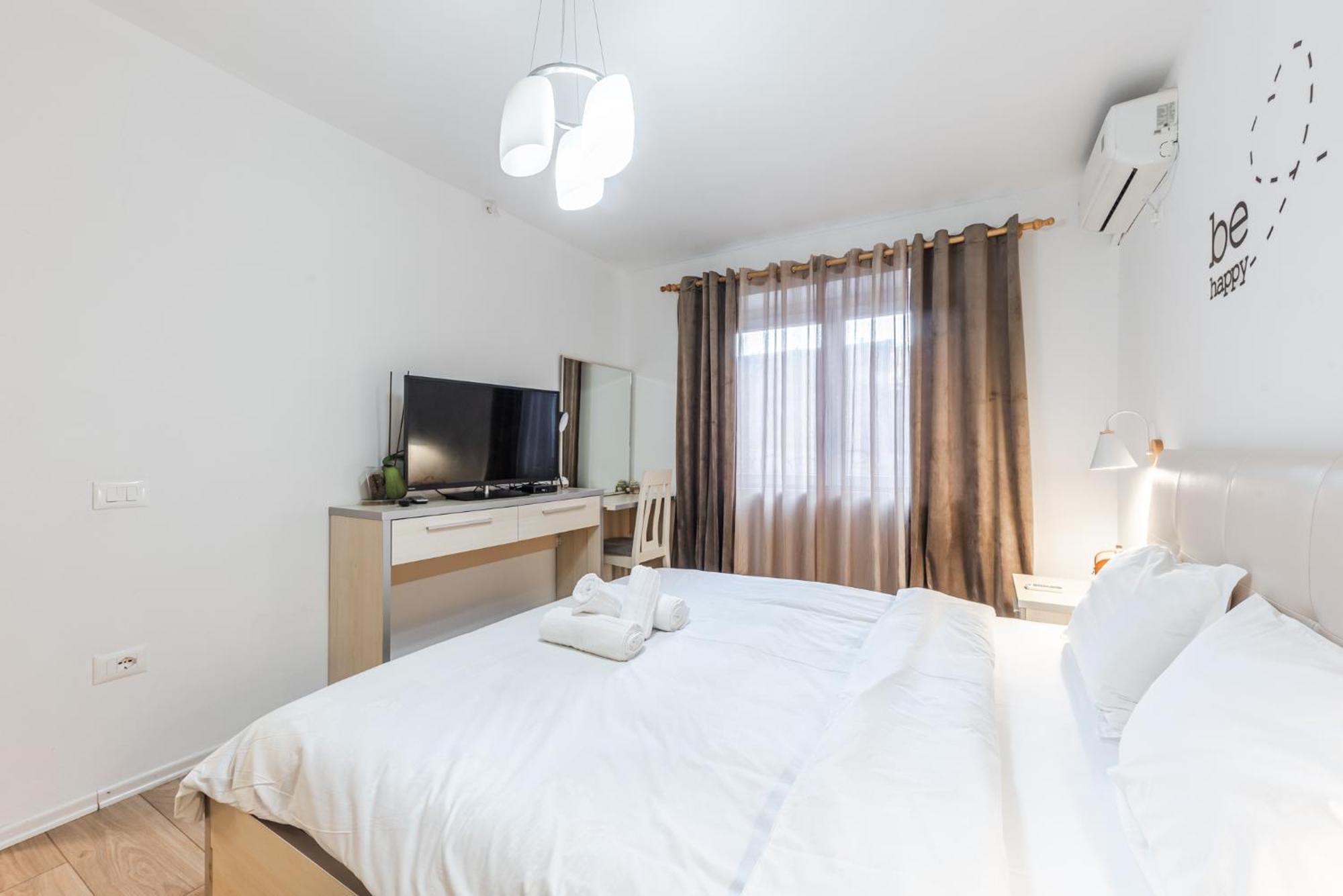 Noir Apartment By Kondo Stays Tiran Dış mekan fotoğraf